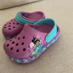 Princess jasmine crocs